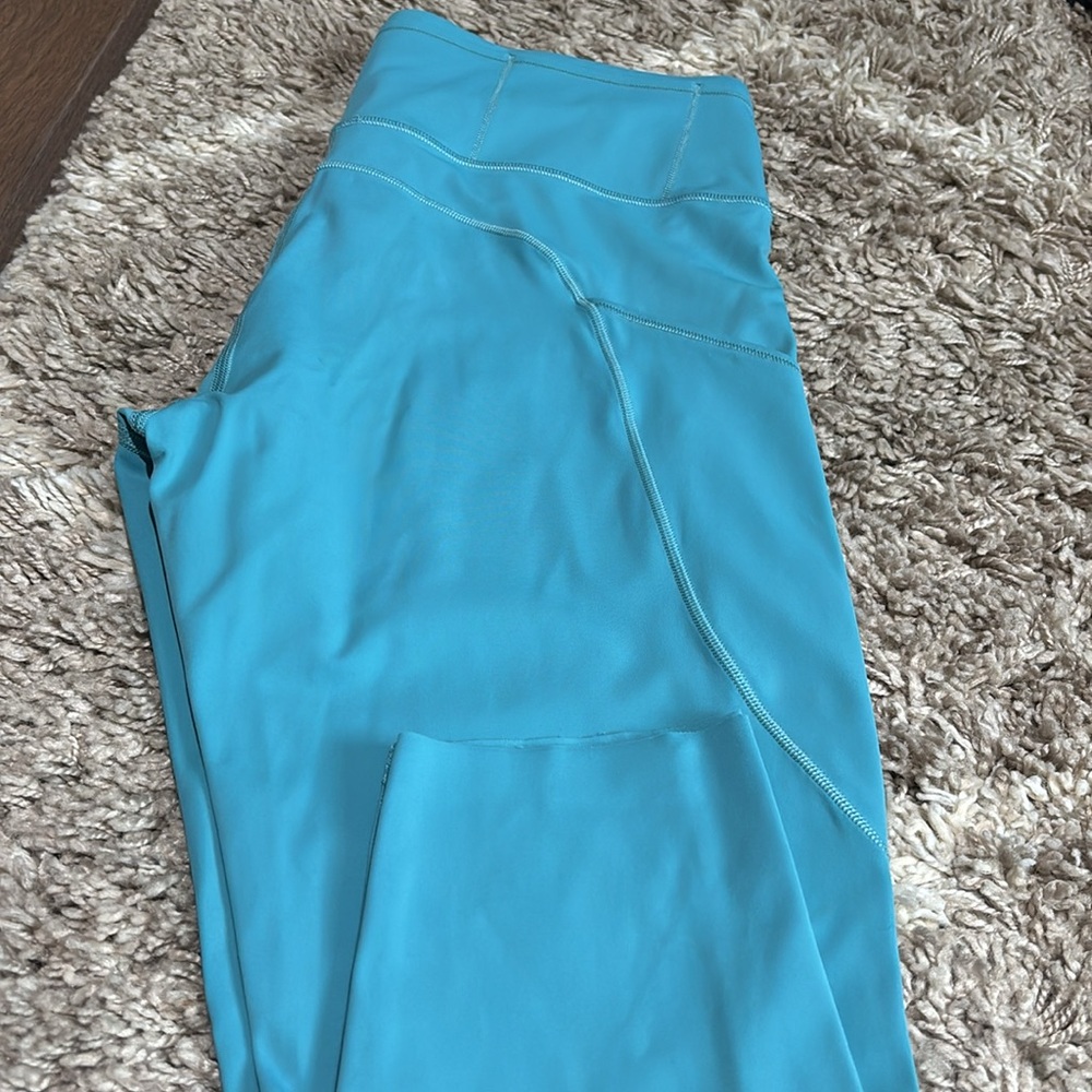 Lululemon Fast and Free High-Rise Tight 25" - Picture 4 of 4